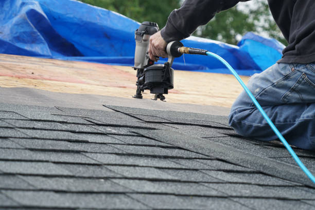 Best Local Roofing Companies  in Strawberry, CA